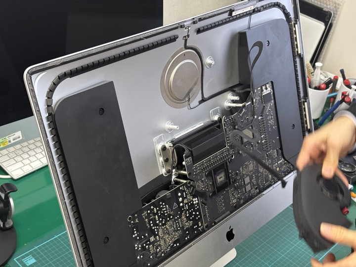 아이맥 내부 SSD 작업
